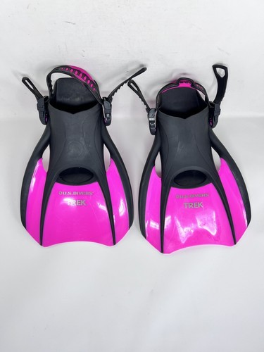 AQUALUNG US Divers Trek Reiseflossen. Small, Women’s 4-7, Women’s Euro 37-41.