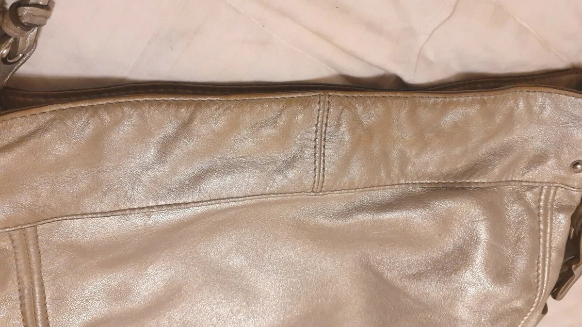 COACH Zoe Silver Metallic Leather Hobo Handbag Purse, J0882 COACH Zoe Silver Metallic Leather Hobo Handbag Purse, J0882