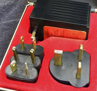 Voltage Valet Travel Kit USA-Foreign Electricity Converters Model V16P-Vintage