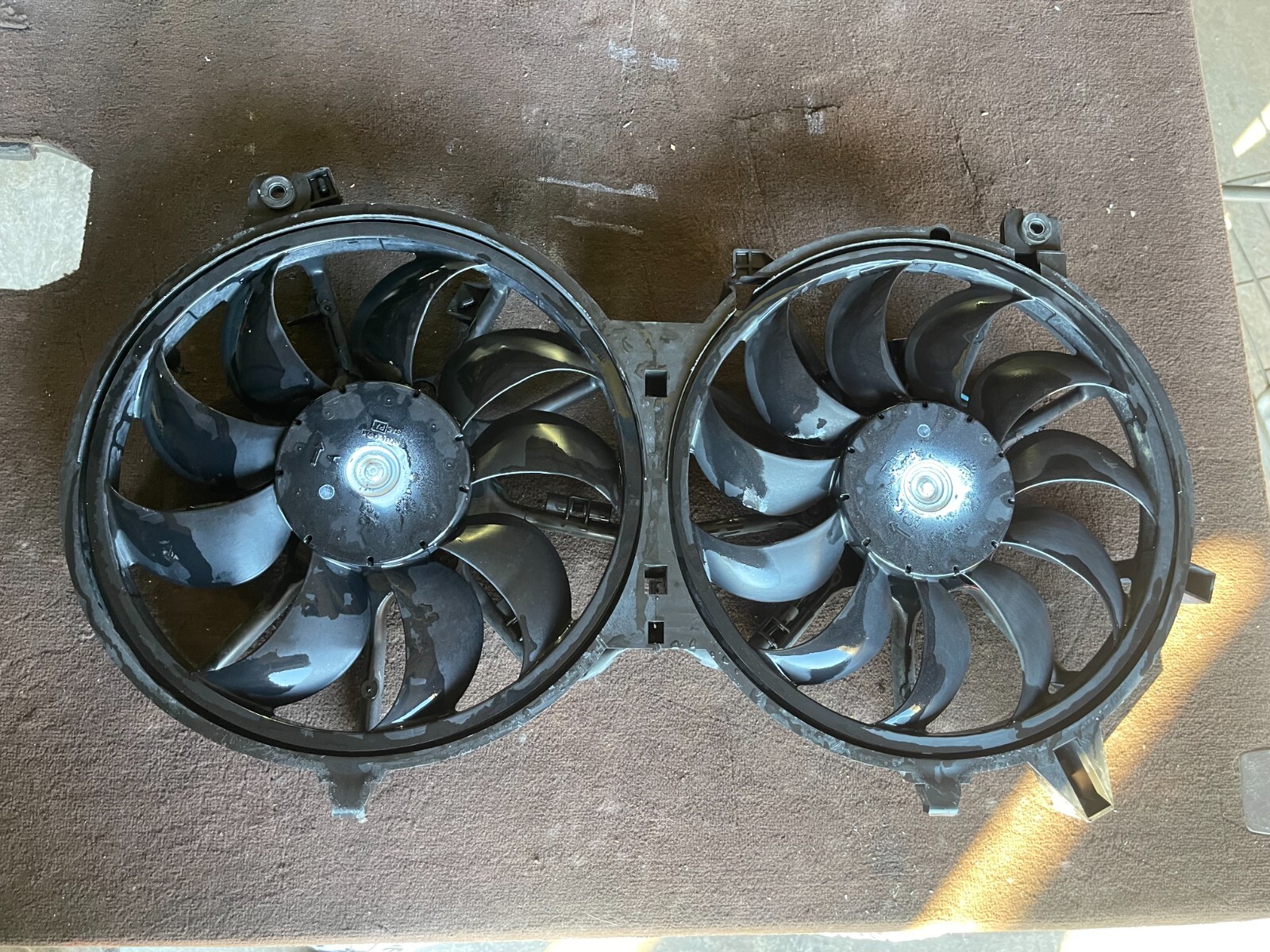09-15 INFINITI G35 G37 ENGINE RADIATOR COOLING FAN MOTOR ASSEMBLY OEM ...