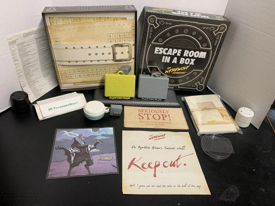 Mattel Games Escape Room In A Box The Werewolf Experiment 2017 usado en excelente estado 🔥🔥🔥 Foto 4 de 4
