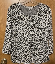 Emily Daniel s Women s Black/White Leopard Print Shirt Size S