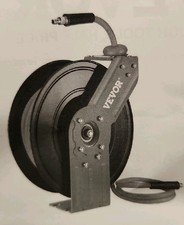 VEVOR Retractable Air Hose Reel 3/8 IN x 100&nbsp;FT Rubber Air&nbsp;Hose Reel Max 300 PSI