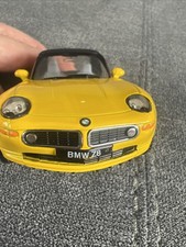 Kinsmart BMW Z8 Roadster Diecast   1:36 Scale in Vibrant Canary Yellow