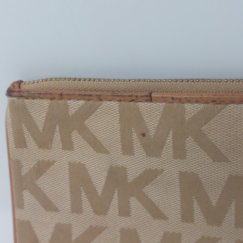 Michael Kors Tan Signature Jacquard Monogram Wristlet Jet Set Travel Wallet - Picture 4 of 15