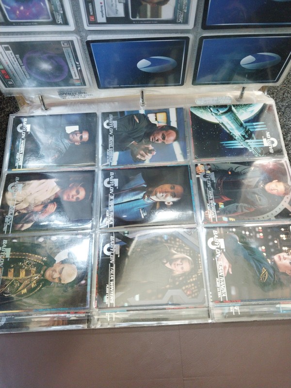 Full Sets Of Star Trek Deep Space 9, And Babylon5,Star Trek Voyager  Tradng...