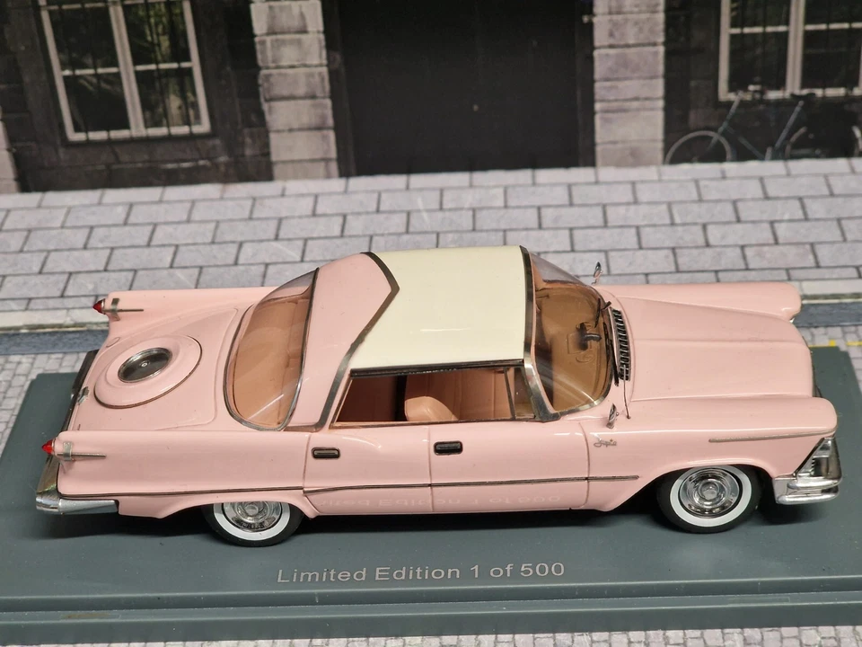 NEO / AMERICAN EXCELLENCE 1/43 - IMPERIAL CROWN SOUTHAMPTON 4-DOOR 1957 - Immagine 2 di 4