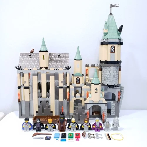 Lego 2001 Harry Potter Hogwarts Castle 1st Edition 4709 No Box/Manual 100%