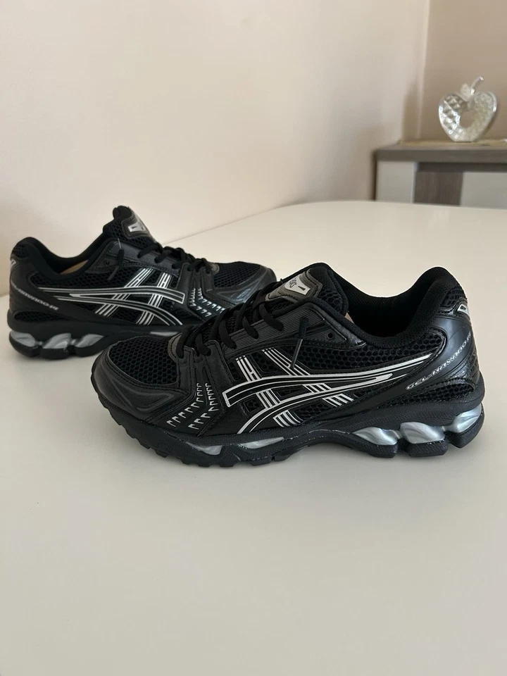 ASICS GEL Baskets homme 44 noir/argenté running course à pied lacets basses - Photo 1/1