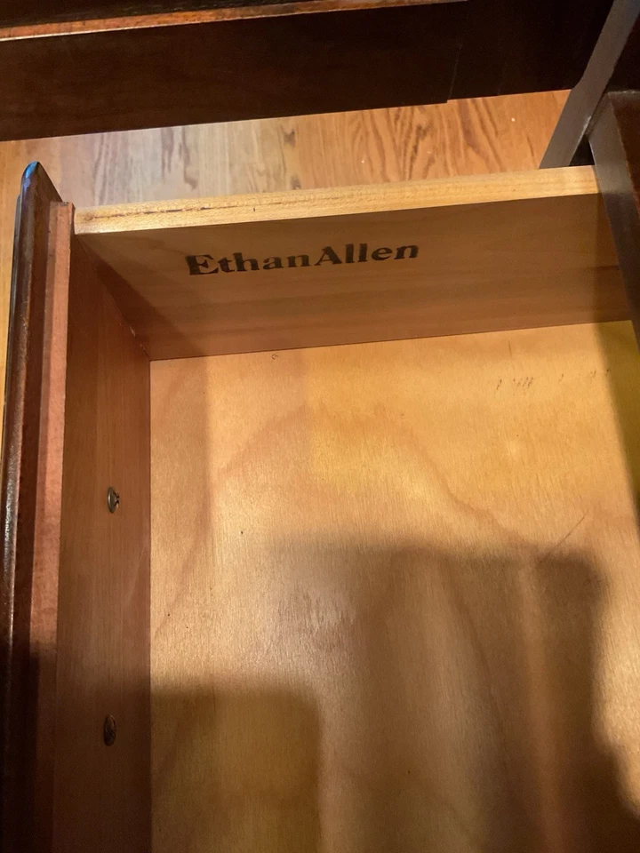 Ethan Allen Georgian Court Dresser/Wardrobe - Image 4 of 4