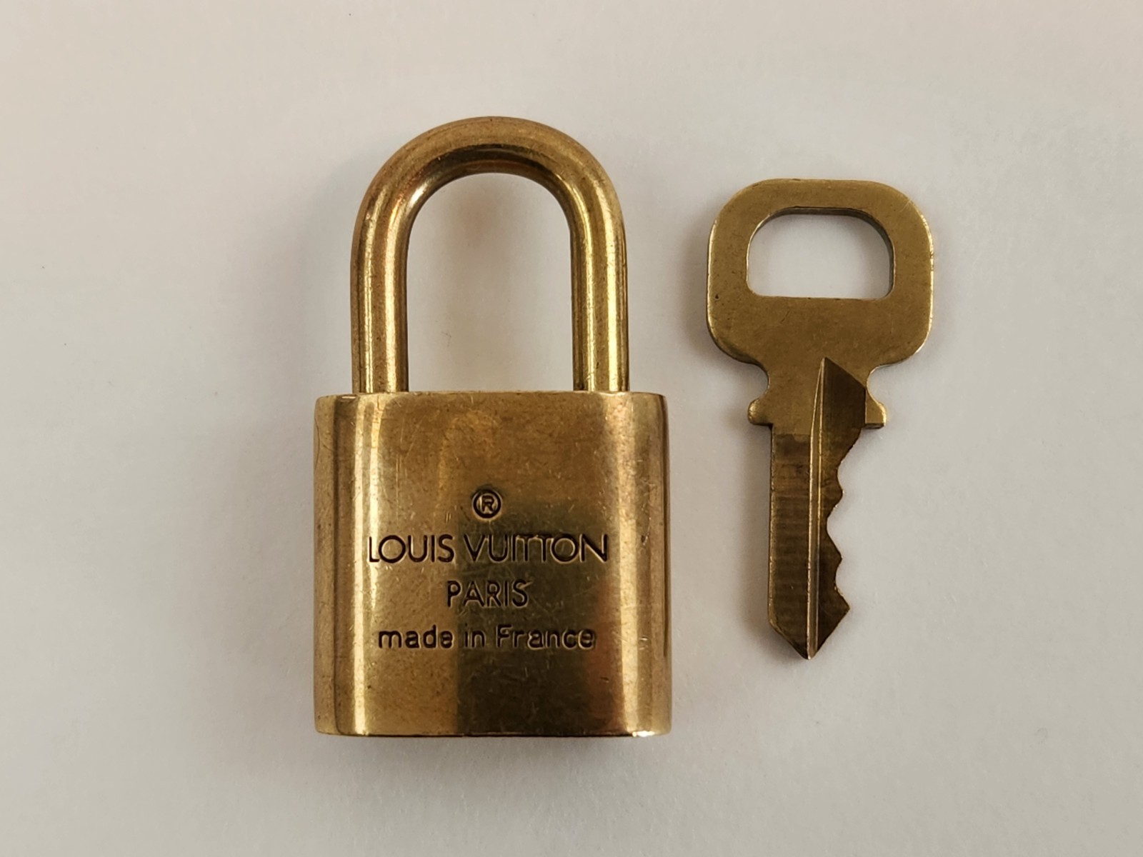 Authentic Louis Vuitton PadLock Solid Lock Key Br… - image 13