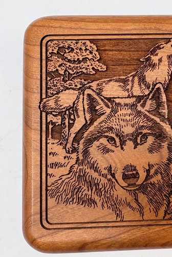 WILDERNESS WOODS Lasergravur Wölfe Wald Schmuckkästchen 6” x 5” - Bild 3 von 14
