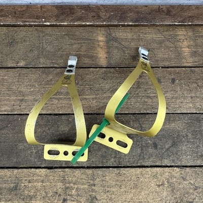 Vintage ALE Toe Clips Gold Aluminum Medium Pair Road Track Bike M