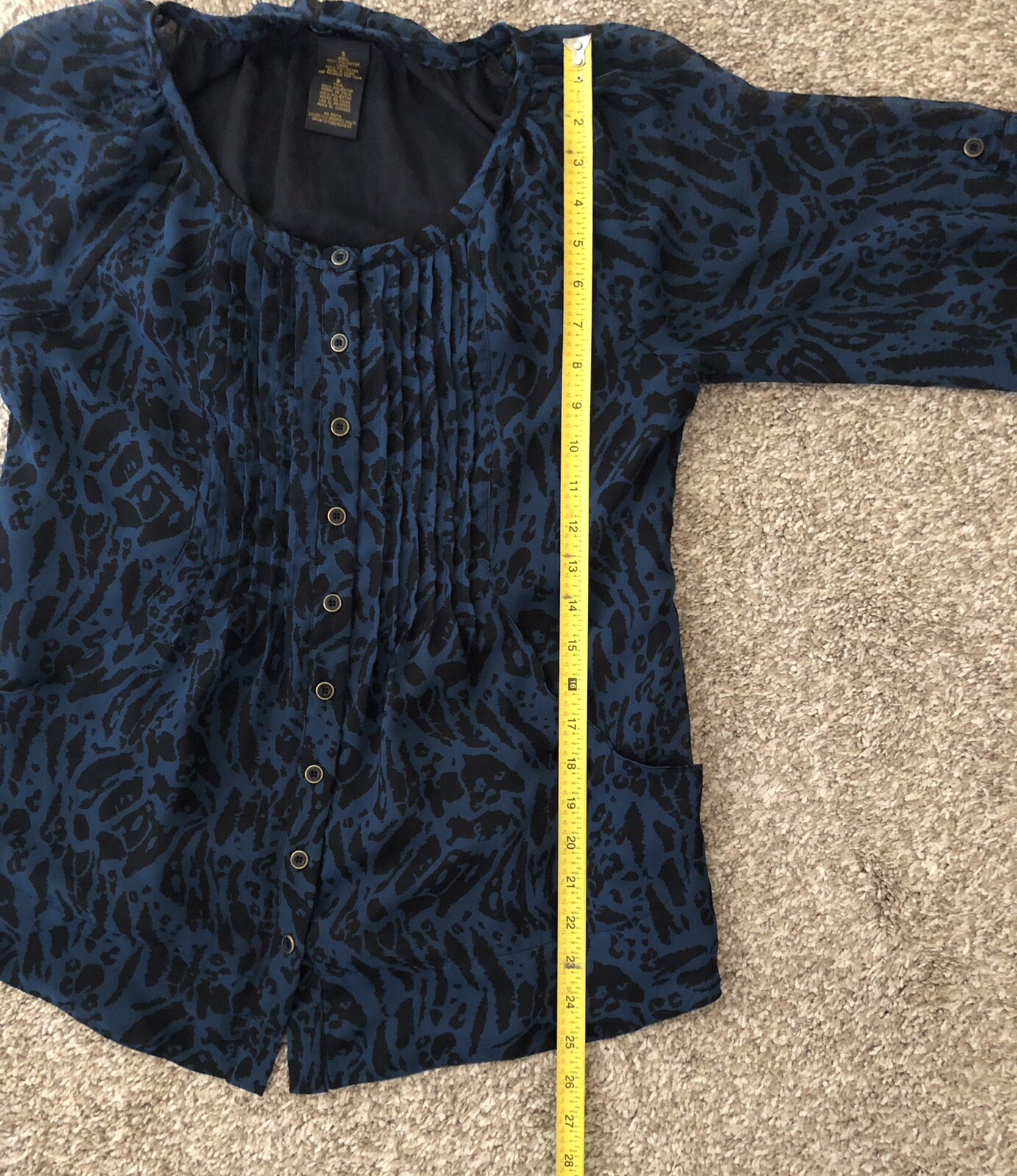 Grace Elements Button Blue/Blk Leopard Print Top … - image 10