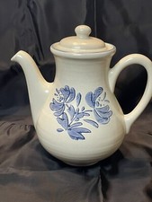 Vintage PFALTZGRAFF YORKTOWNE Coffee Pot  Lid EUC  USA Castle Mark 