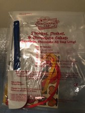  NIP Kids Cooking Club - S'mores, Shakes  Chocolate Cakes - Molds/Spatula/More