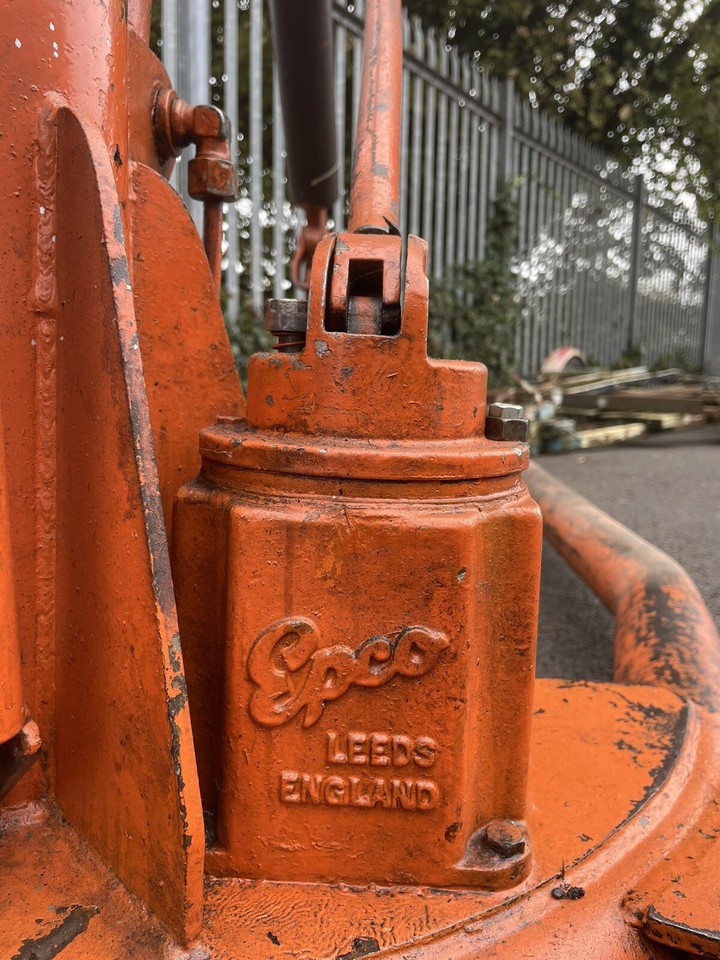 Engine Crane Hoist Vintage Car Garage Equipment eBay