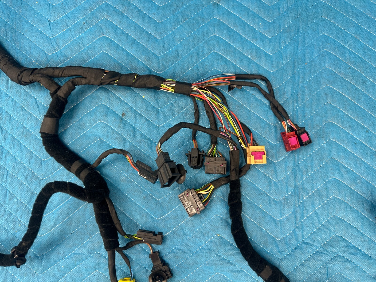 Bentley Continental Flying Spur Front Driver's Seat Wiring Harness 2009 OEM