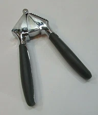 Food Brand Stainless Steel Garlic Crusher Grater w Rubber Grip Handles FREE S/H