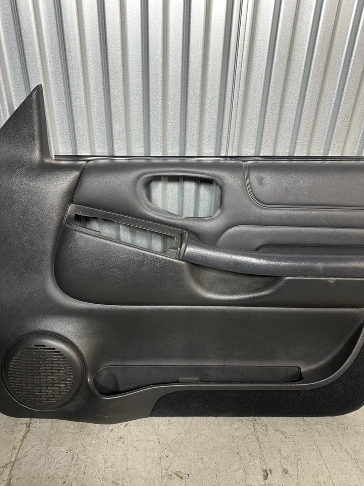 98-04 Chevy Blazer Jimmy S-10 GMC Sonoma Panel de puerta de pasajero delantero eléctrico OEM Foto 2 de 4