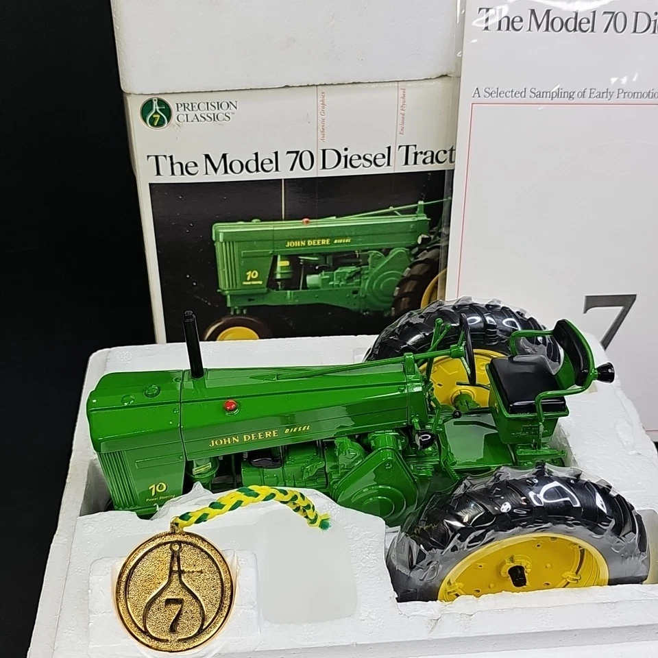 Ertl John Deere 70 Diesel Tractor #7 Precision Series  1/16 Open Box, Must See! - Image 3 of 4