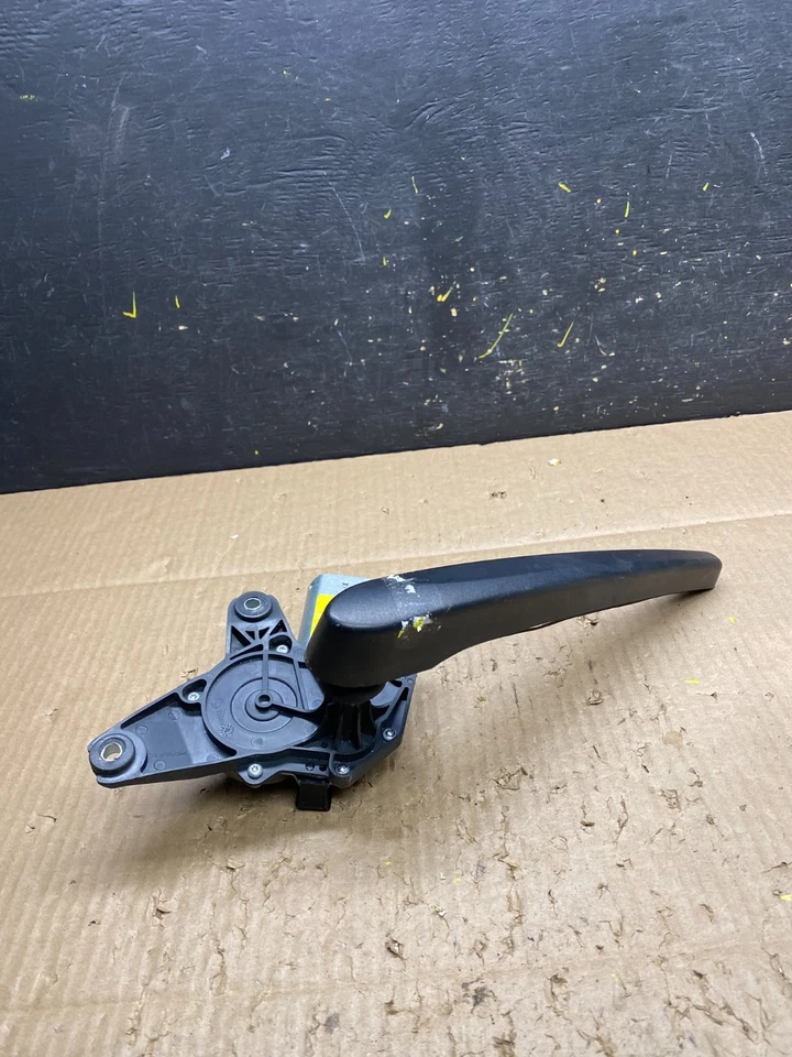 Motor limpiaparabrisas trasero Buick Encore 2013 a 2020 V1564 DG Foto 4 de 4