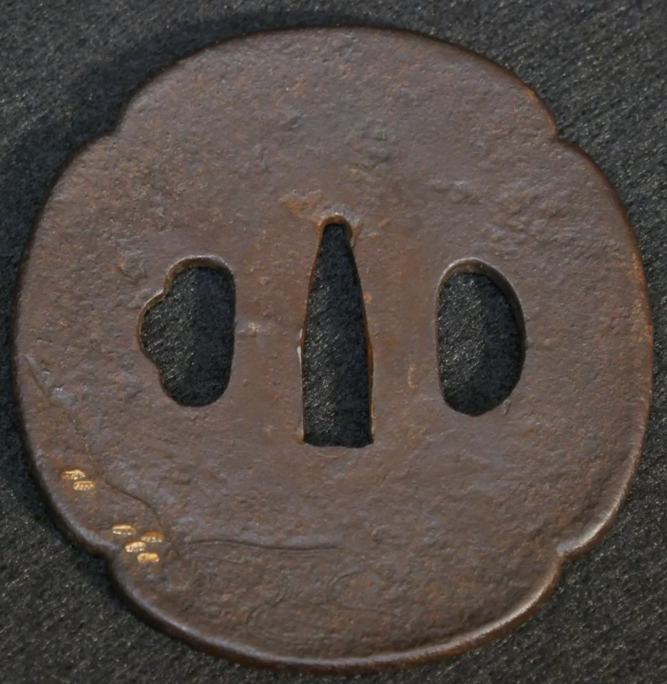 Antiguo Japonés Período Edo Wakizashi Tsuba 鍔 - Pájaros Forjados en Hierro y Nido - Dorado Foto 3 de 4