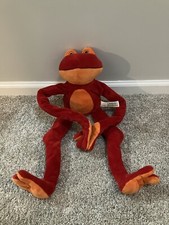 ANIMAL ALLEY TOYS R US VINTAGE PLUSH RED FROG