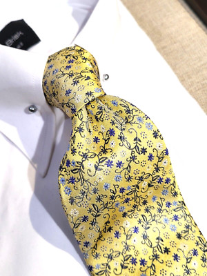 Cravate Bruno Marchesi Violette - Occasion élégante Pour Homme, Attachée