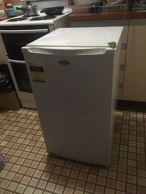 Bar Fridge In Toowoomba Region Qld Fridges Freezers Gumtree Australia Free Local Classifieds