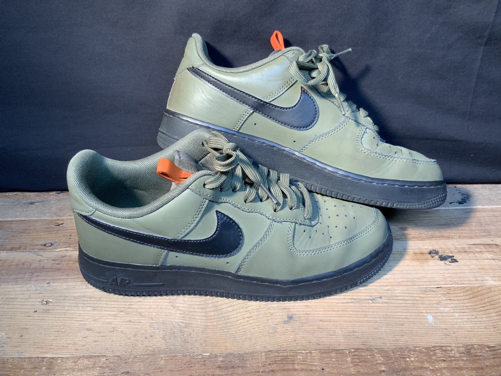 nike air force medium olive