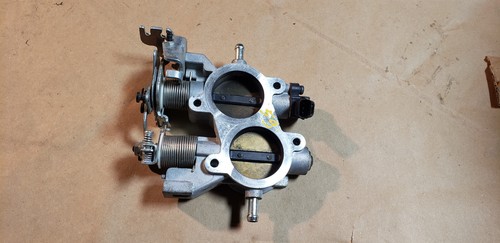 08-17 2017 VICTORY VEGAS THROTTLE BODY W/ BOLTS - Picture 2 of 8