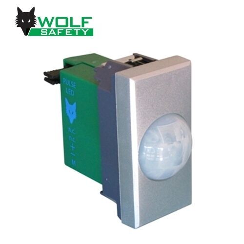 Design e Sicurezza: Sensore Wolf Jolly per Bticino Axolute Argento 12V