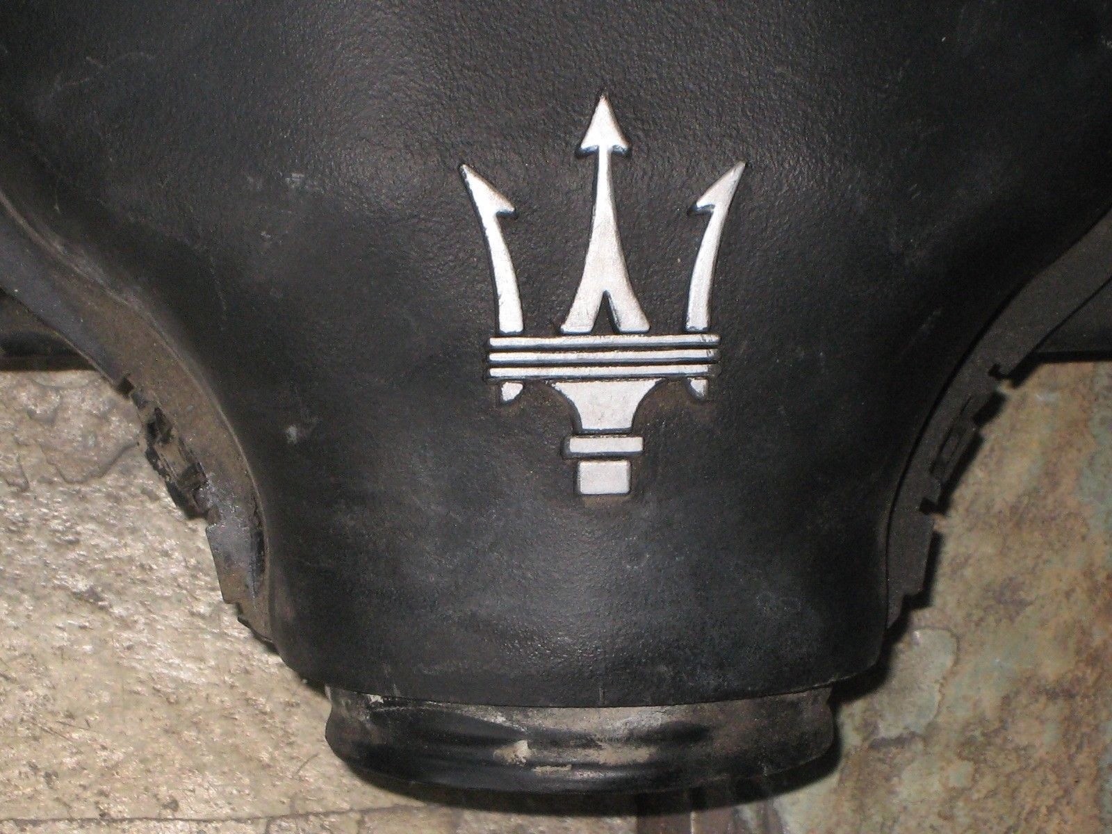 OEM Maserati Quattroporte Granturismo INTAKE MANIFOLD W/ INJECTOR RAIL INJECTORS