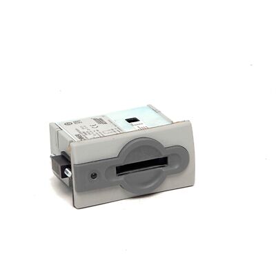 Euchner Schlüsselaufnahme mit PROFINET EKS-A-IIXA-G01-ST02/03/04 106306 -used-