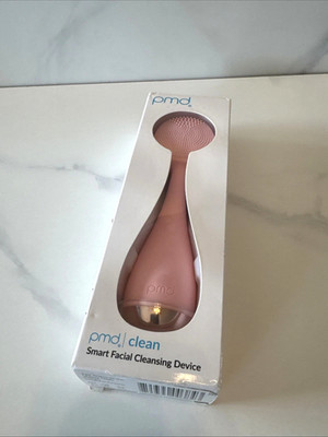 PMD Clean Smart Facial Cleansing Device New In Box ~ Color BLUSH  