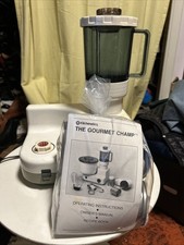 Magic Mill Mezclador Clásico Modelo #5000 con Accesorios Falta Cuenco Funciona