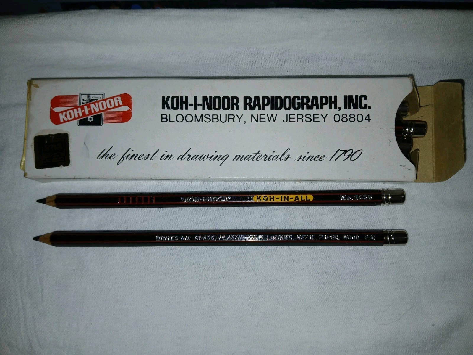 Koh I Noor No 1555 Pencil (11) USA Vintage w/ Original Box 