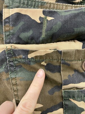 Akademiks Pants Men's 42x31 Green Camouflaged Cargo Pockets
