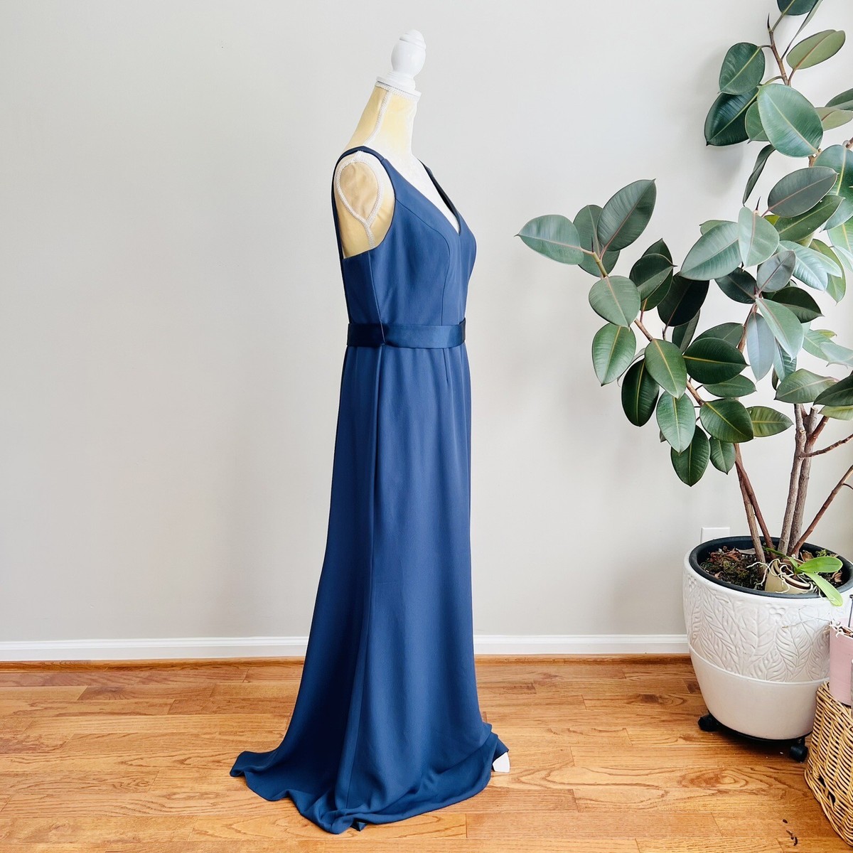 vera wang midnight blue bridesmaid dress WHITE label maxi gown formal size 12 Size:150 (No. 15) WAREHOUSELOCATION--HQ14 Prom Dress Blue Dress