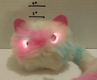 Pomsies Patches Fluffy Interactive Pet Cat Toy Purrs Talks Lights Up White  Pink