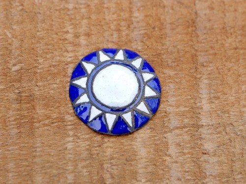 WW2 CHINA KMT  ARMY SOLDIERS HAT BADGE