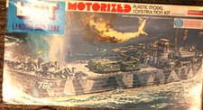 LINDBERG MOTORISIERTES LANDUNGSSCHIFF PANZER LST VINTAGE PLASTIKBAUSATZ MASSSTAB 1/245