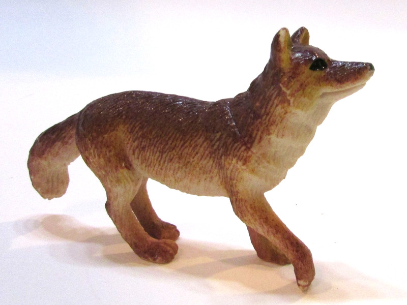 Old 1990's Small 3.5" Long Red Wolf Vintage Hard Plastic Educational Toy Model