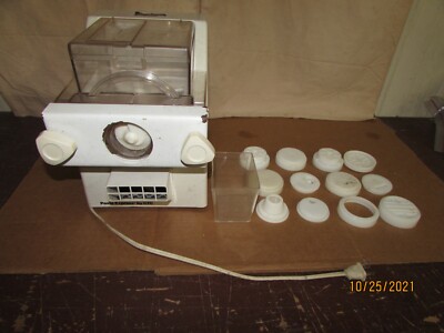 Vintage Pasta Express by CTC Model X2000 Food Preparer w/Dies