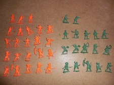 VINTAGE 45 COWBOY AND INDIANS PLASTIC FIGURES WITH BASES 1.25" TALL
