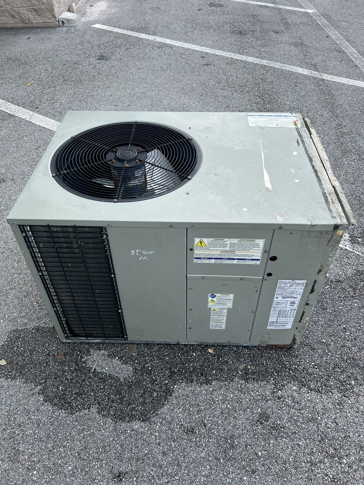 2016 TRANE/AMERICAN STANDARD 3 TON R410a HEAT PUMP PACKAGE UNIT – St.  John's Institute (Hua Ming)