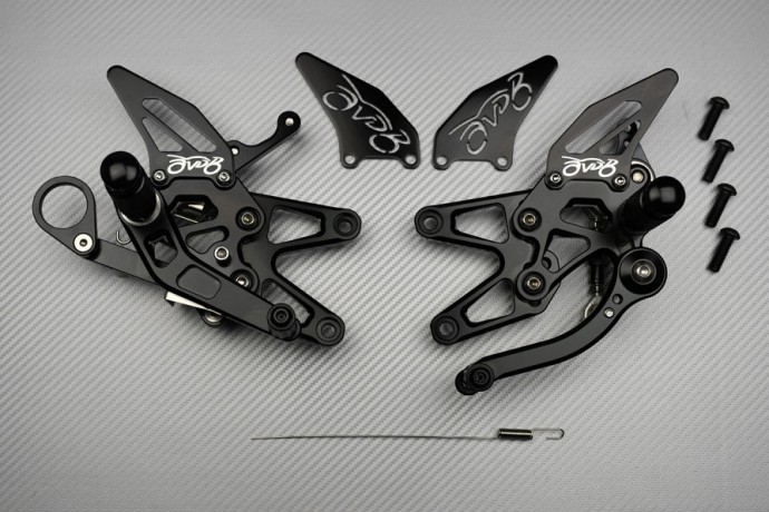 Commandes Reculées Racing BMW S 1000 RR Platines Réglables Anodisées Noires