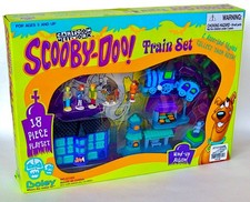 Scooby-Doo Mini Wind Up Toy Train Set 1999 Vintage Boley 18 Pieces Mansion