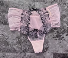NWT VICTORIA'S SECRET DREAM ANGELS M PINK FLORAL LACE MESH RARE THONG PANTIES